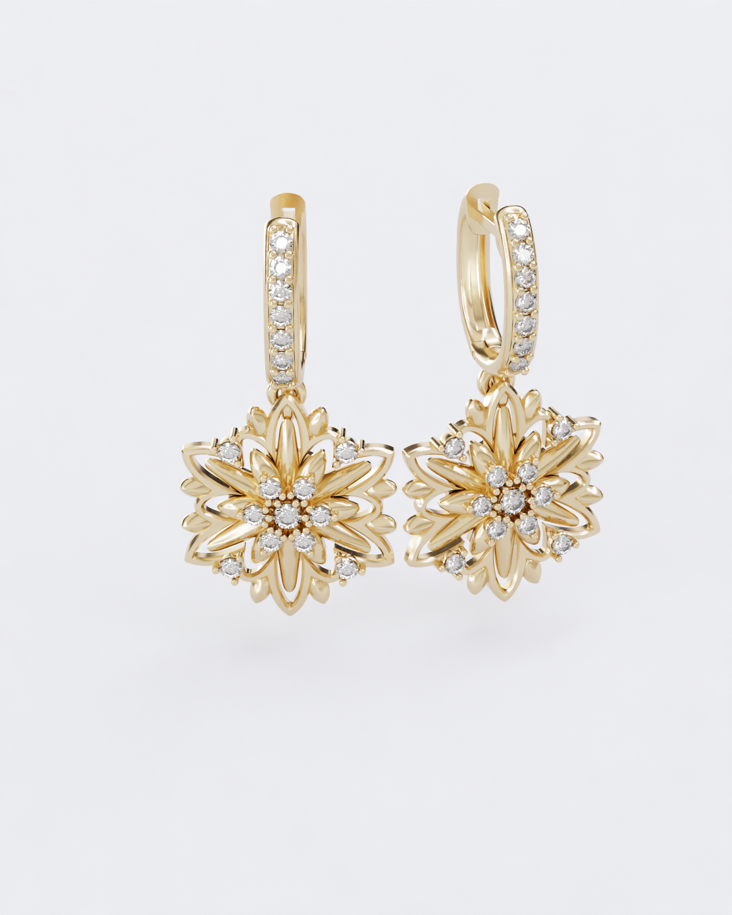 Золоті сережки Едельвейс з діамантами